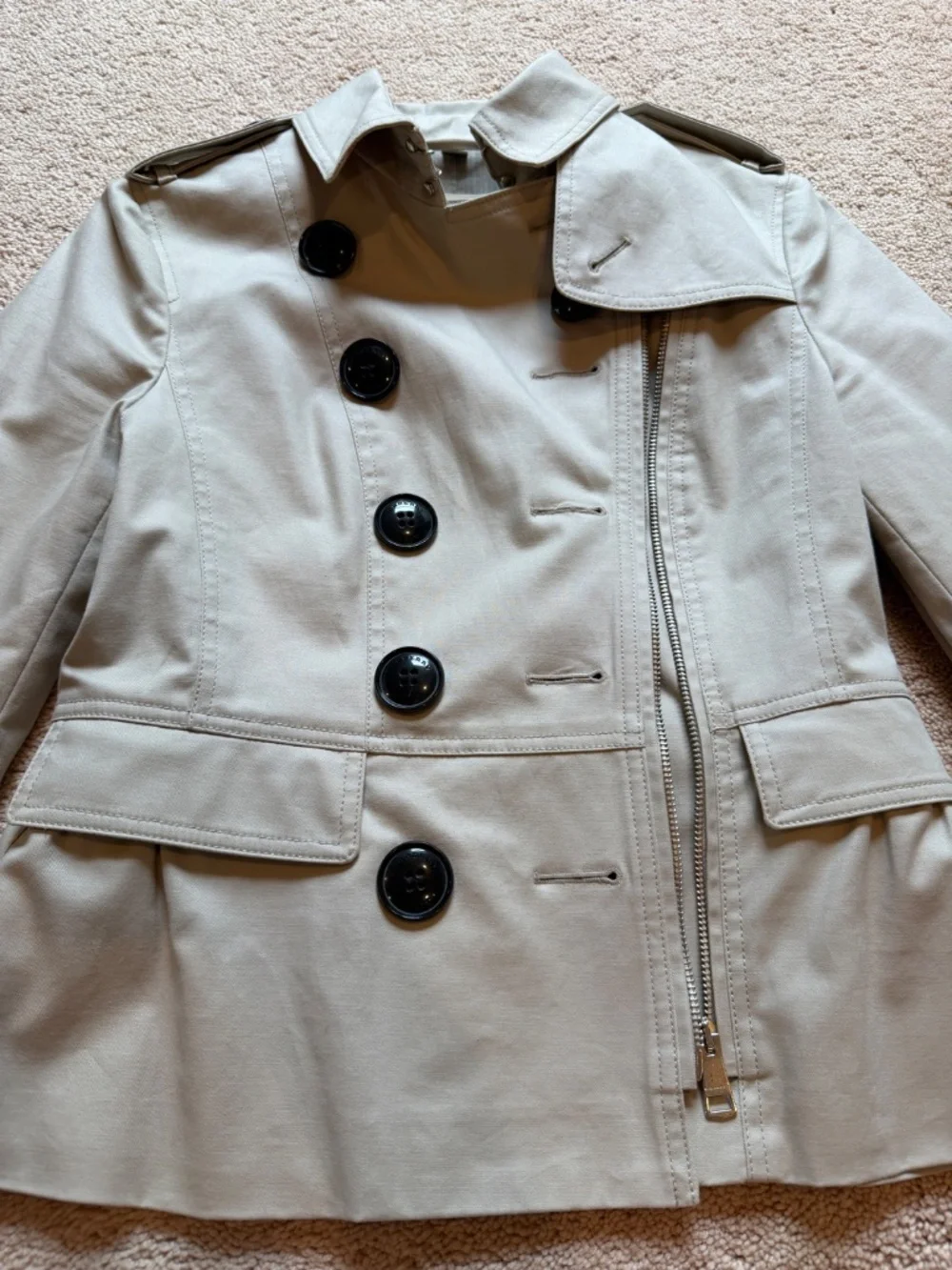 Burberry short trench Size 6 US - Picture 2 of 7